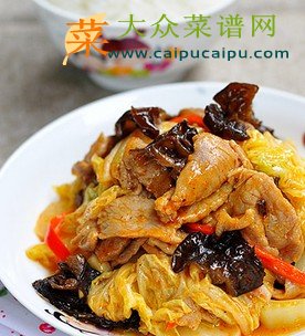 白菜猪肉炒木耳