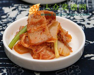 辣白菜炒五花肉