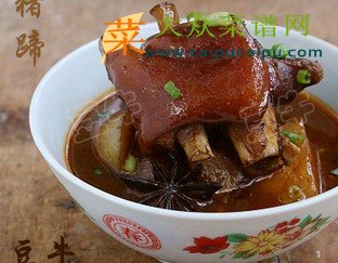 好吃又美容--酱焖猪蹄