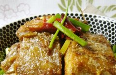 香辣红烧带鱼