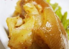 豆角烧蹄花