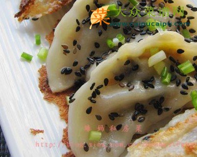 脆皮芝麻煎饺